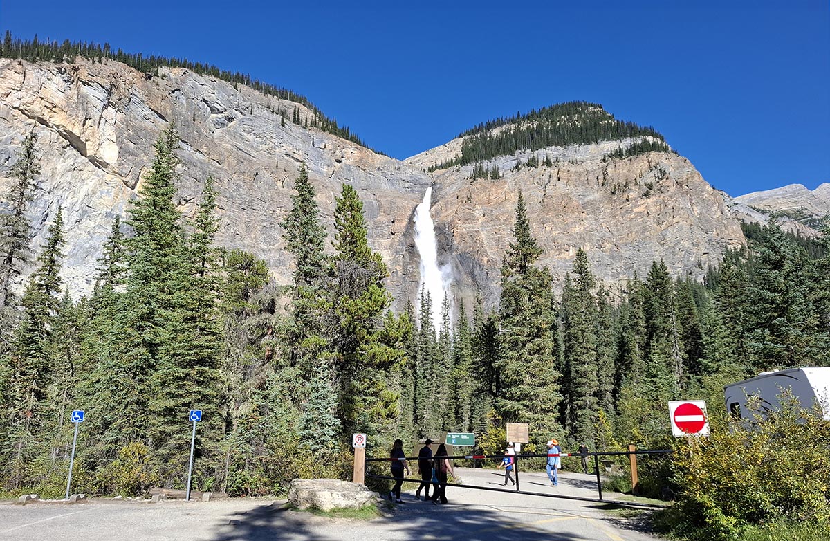 Takakkaw Falls